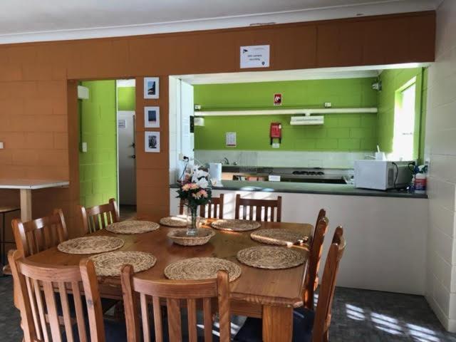 Batemans Bay Holiday Park & Hostel Extérieur photo
