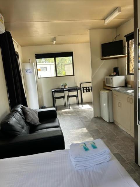 Batemans Bay Holiday Park & Hostel Extérieur photo