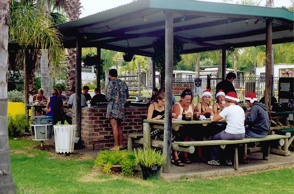 Batemans Bay Holiday Park & Hostel Extérieur photo